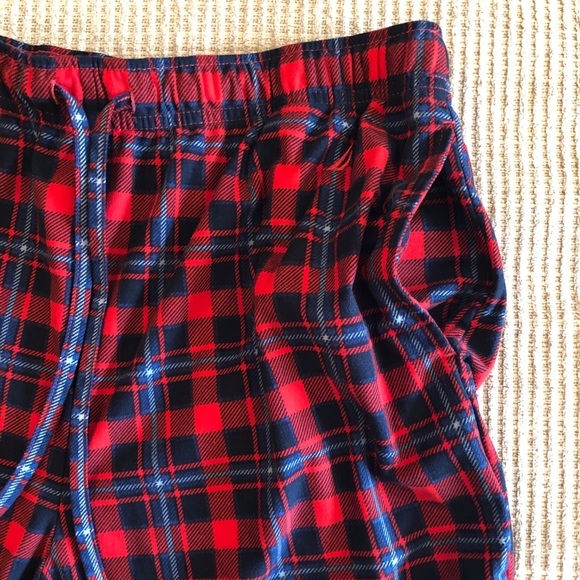 Nautica Men’s Plaid Pajama Pants - Picture 4 of 4